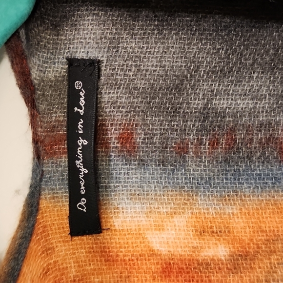 So soft gorgeous kimono - Picture 3 of 5